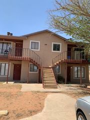 406 SE 6th St Apt D, Andrews, TX 79714