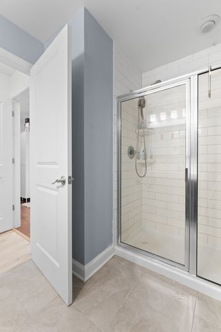 8 Rob Road, Mount Prospect, IL 60056