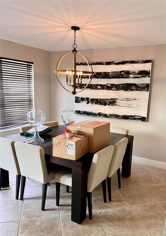 5431 SW 70th Pl N, Miami, FL 33155