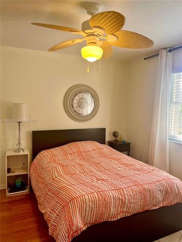 5431 SW 70th Pl N, Miami, FL 33155