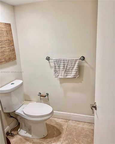 5431 SW 70th Pl N, Miami, FL 33155