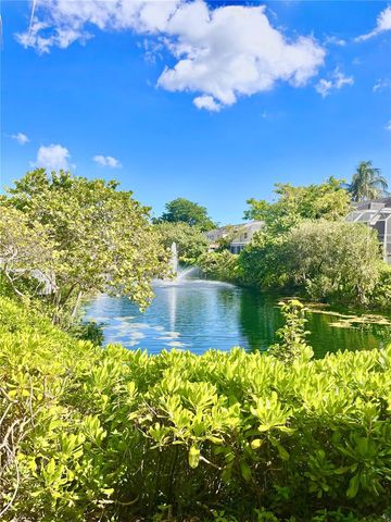 5431 SW 70th Pl N, Miami, FL 33155