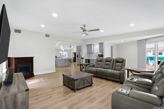 5037 N State Highway 123, Seguin, TX 78155