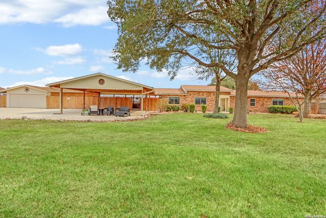 5037 N State Highway 123, Seguin, TX 78155