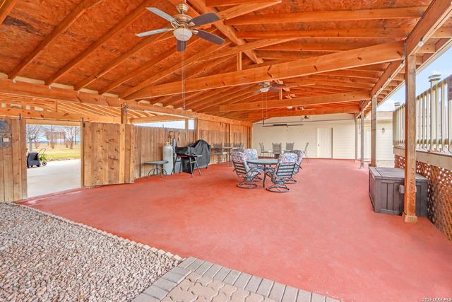 5037 N State Highway 123, Seguin, TX 78155