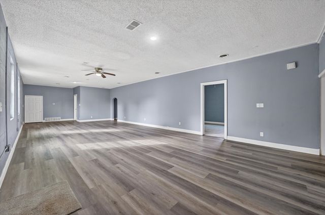 401 E Buffalo Street, Forney, TX 75126