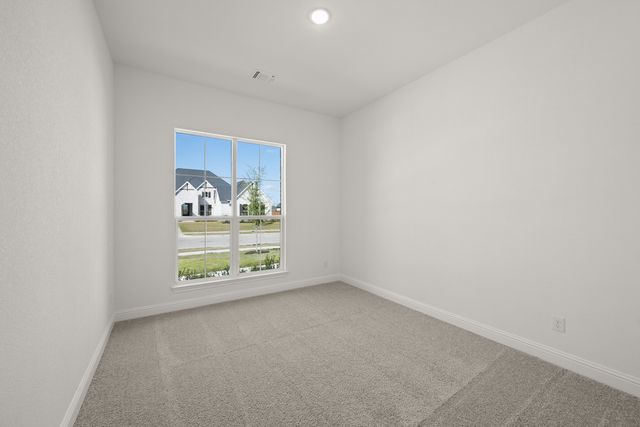 220 Pine Leaf Trail, Waxahachie, TX 75165