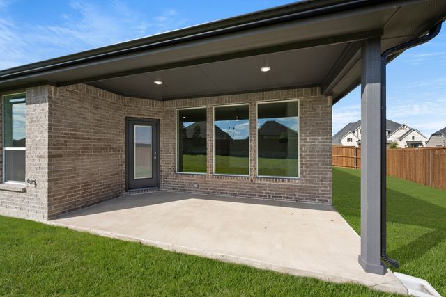 220 Pine Leaf Trail, Waxahachie, TX 75165