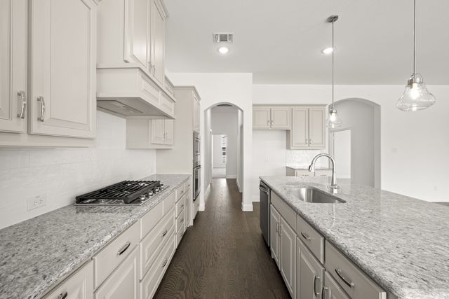 220 Pine Leaf Trail, Waxahachie, TX 75165