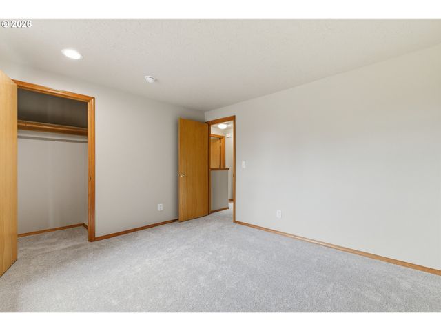 7309 Se HOLGATE Blvd, Portland, OR 97206