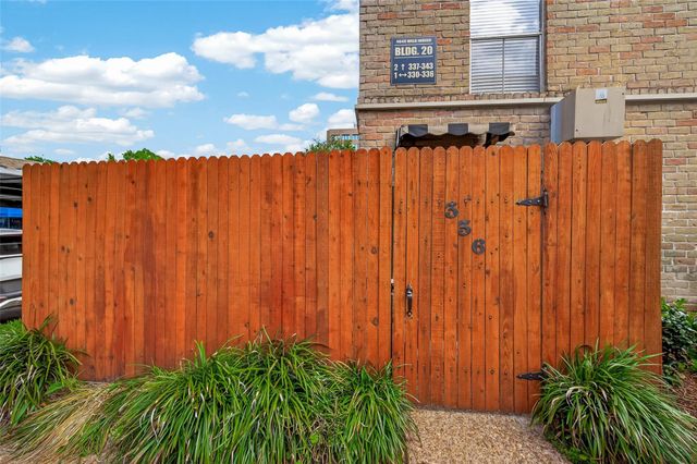 4649 Wild Indigo Street 336, Houston, TX 77027