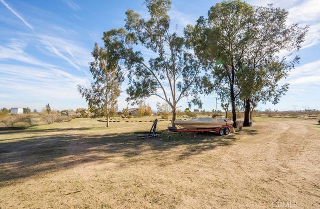 5132 Sunset Road, Phelan, CA 92371