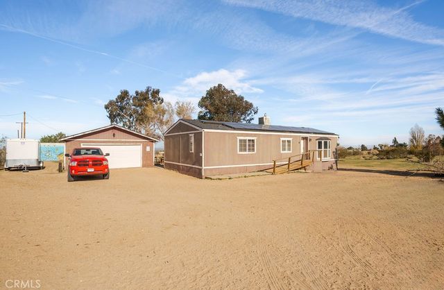 5132 Sunset Road, Phelan, CA 92371