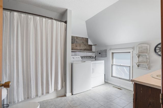 326 2nd Street, Dike, IA 50624