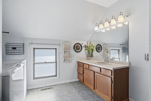 326 2nd Street, Dike, IA 50624