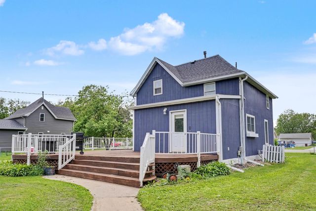 326 2nd Street, Dike, IA 50624