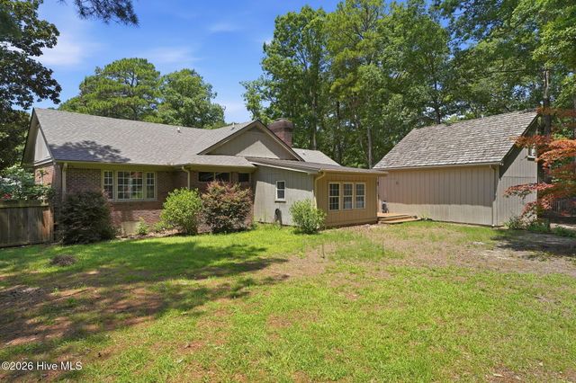 3425 Weatherstone Drive, Rocky Mount, NC 27804