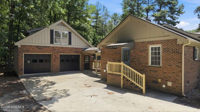 3425 Weatherstone Drive, Rocky Mount, NC 27804