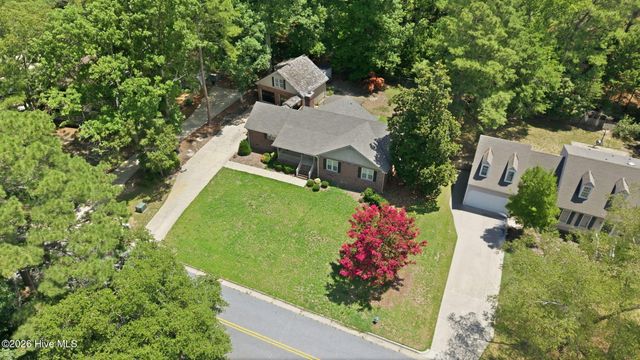 3425 Weatherstone Drive, Rocky Mount, NC 27804