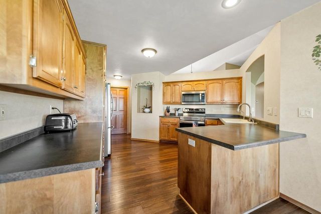 2976 DURHAM ROAD, Green Bay, WI 54311