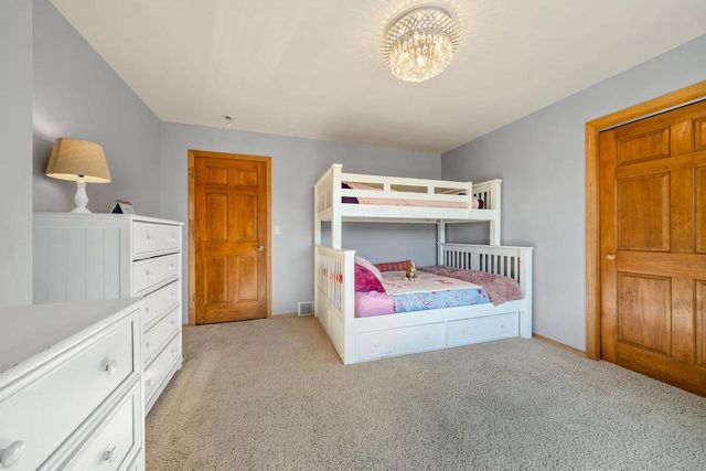 2976 DURHAM ROAD, Green Bay, WI 54311