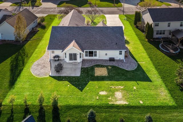 2976 DURHAM ROAD, Green Bay, WI 54311