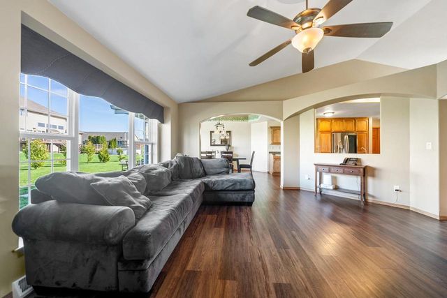 2976 DURHAM ROAD, Green Bay, WI 54311