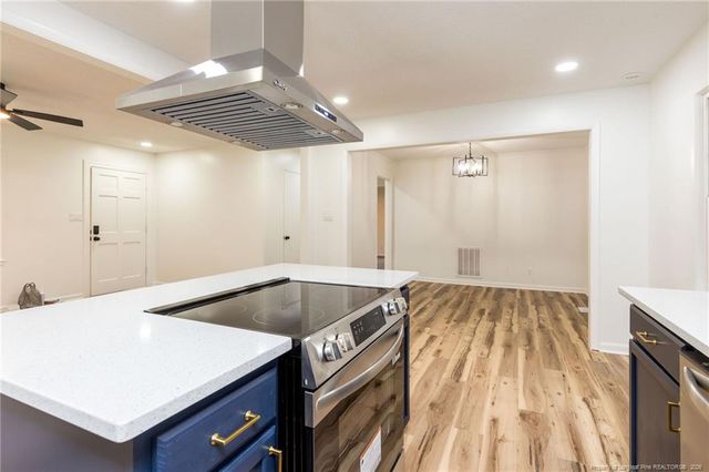 1828 Stockton Drive, Fayetteville, NC 28304