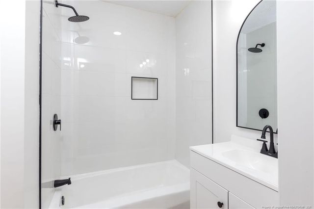 1828 Stockton Drive, Fayetteville, NC 28304