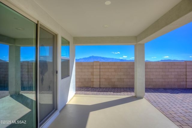 12742 E Lauren Cyn Place, Vail, AZ 85641