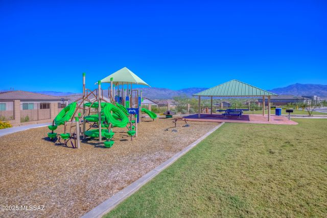 12742 E Lauren Cyn Place, Vail, AZ 85641