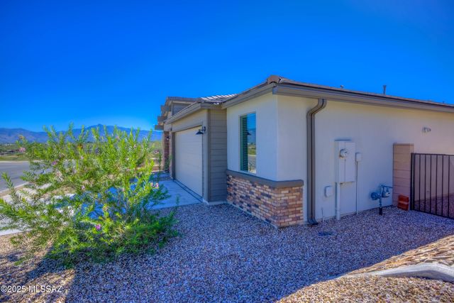 12742 E Lauren Cyn Place, Vail, AZ 85641