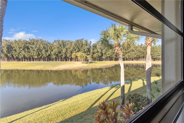 9 Plantation Drive 204, Vero Beach, FL 32966