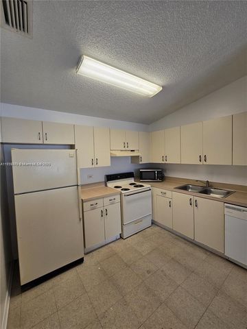 3650 N 56th Ave 515, Hollywood, FL 33021