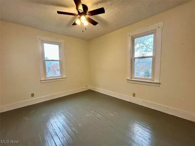 725 8th Street, Marietta, OH 45750