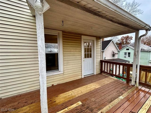 725 8th Street, Marietta, OH 45750