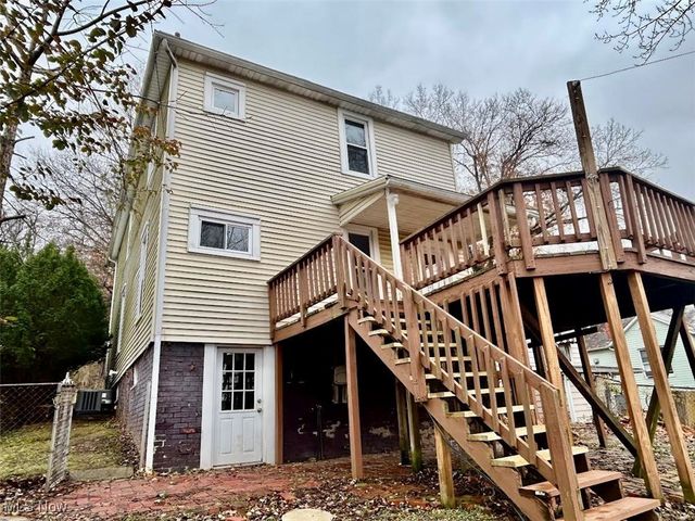 725 8th Street, Marietta, OH 45750