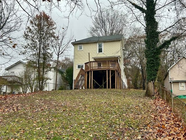 725 8th Street, Marietta, OH 45750