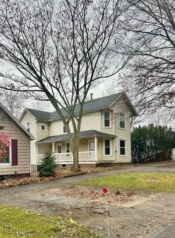 725 8th Street, Marietta, OH 45750