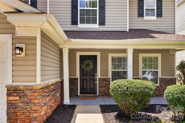 8932 Oransay Way, Charlotte, NC 28278