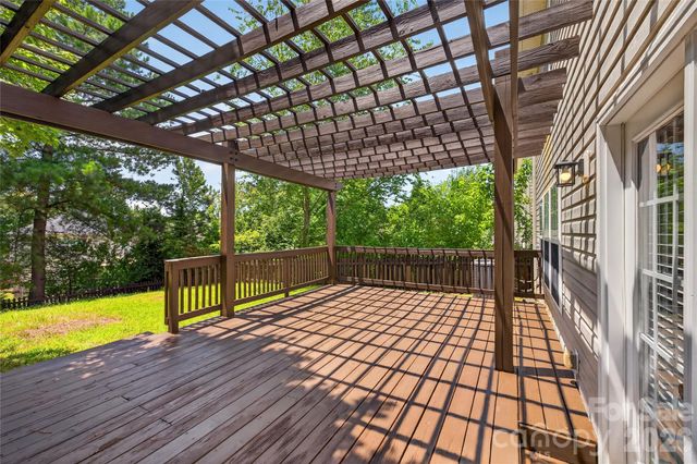 8932 Oransay Way, Charlotte, NC 28278
