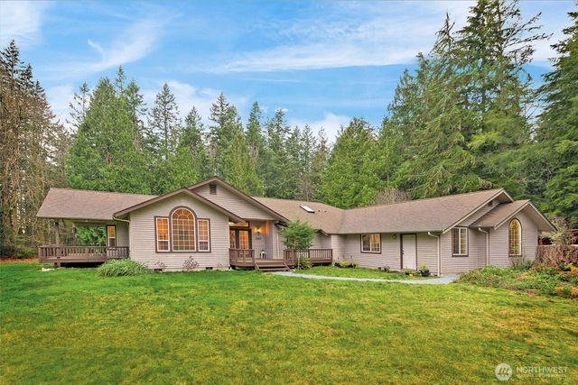 250 Saylor Road, Camano Island, WA 98282