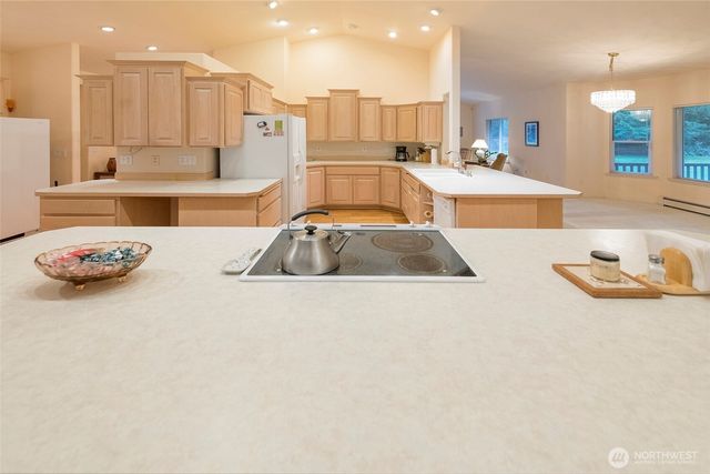 250 Saylor Road, Camano Island, WA 98282