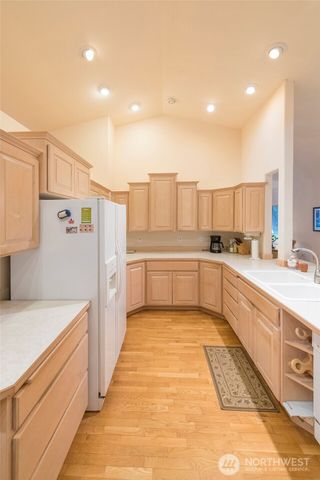 250 Saylor Road, Camano Island, WA 98282