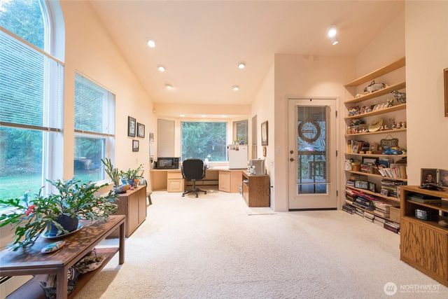 250 Saylor Road, Camano Island, WA 98282