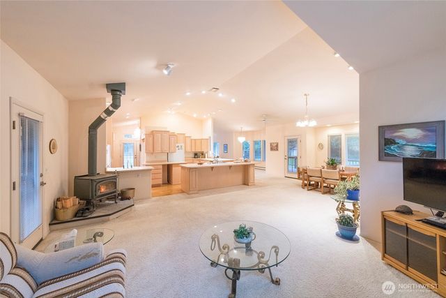 250 Saylor Road, Camano Island, WA 98282