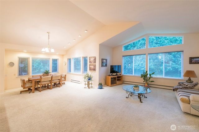 250 Saylor Road, Camano Island, WA 98282