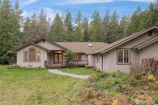 250 Saylor Road, Camano Island, WA 98282