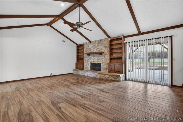 2918 Longridge Lane, Bartlesville, OK 74006