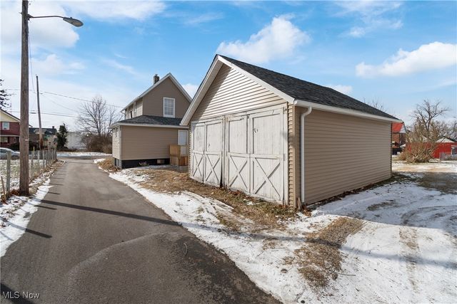 1747 5th Street SE, Canton, OH 44707